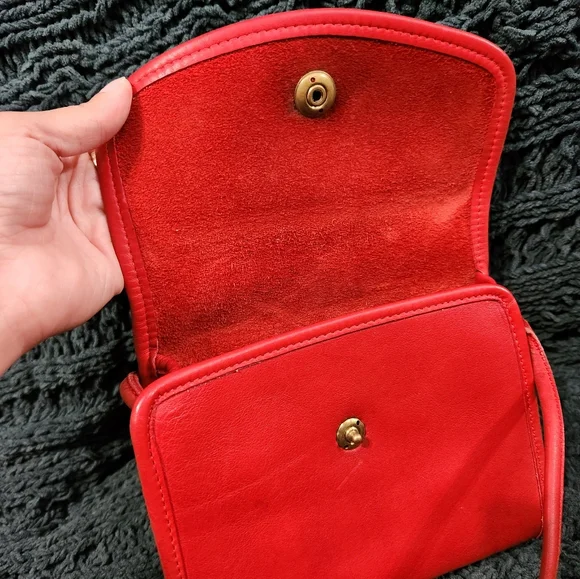 Vintage Red Coach Chrystie Flap Bag 9892 - Picture 7 of 16